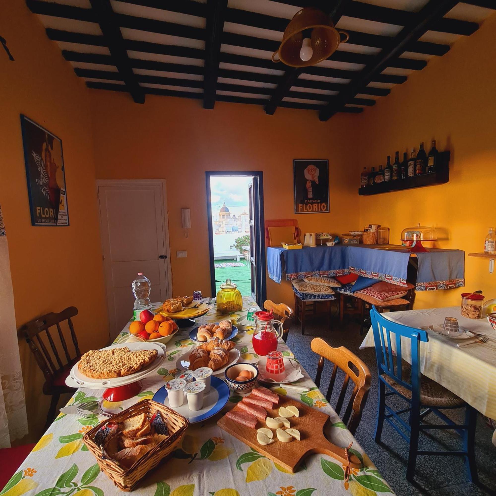 Bed and Breakfast Due Passi Dal Centro Marsala Zewnętrze zdjęcie