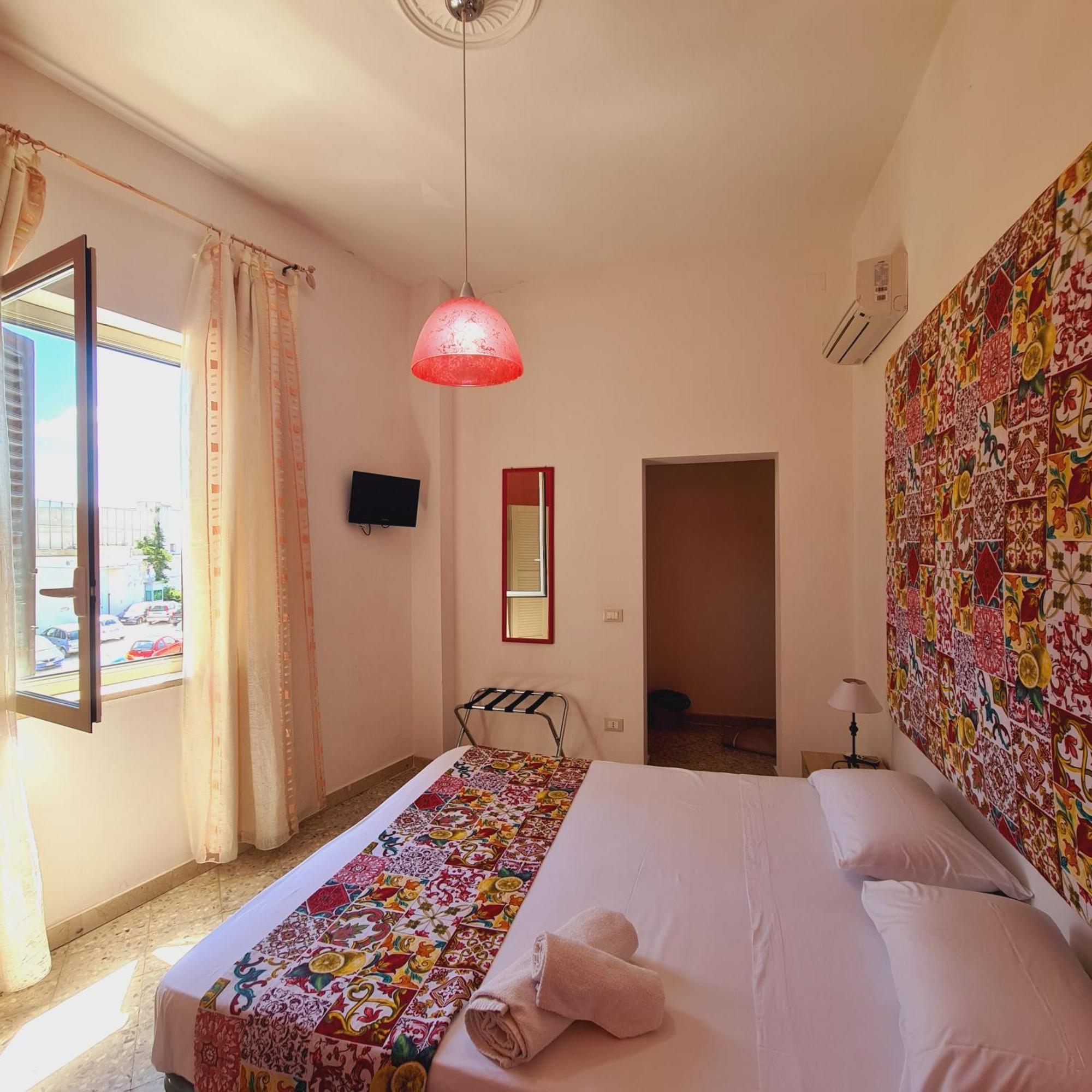 Bed and Breakfast Due Passi Dal Centro Marsala Pokój zdjęcie